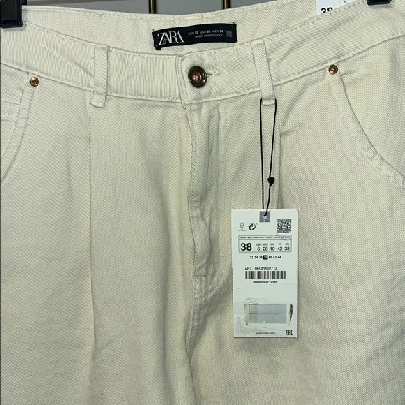 Zara Slouchy Jeans Black Label High Waist Pleated Cream Cropped - Size 6 NWT - Picture 5 of 12